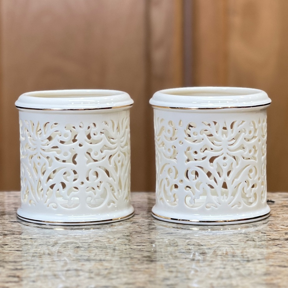 Lenox Set of 2 Pierced Porcelain Tea Light Candle Holders Ivory Gold Fillagree